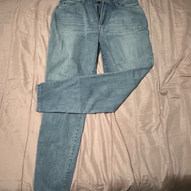 Pantalón Aeropostale talla 10 de Aéropostale de segunda mano - GoTrendier