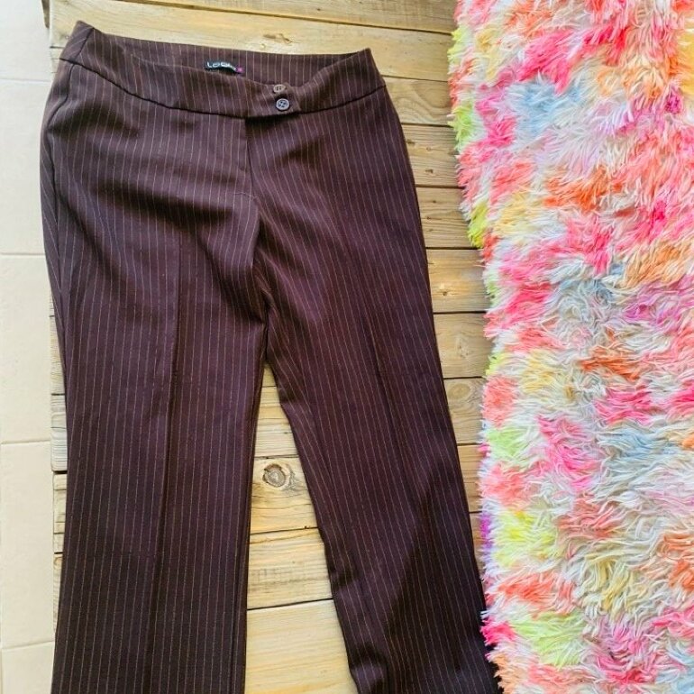 Pantalón de vestir rayado de Logic de segunda mano - GoTrendier