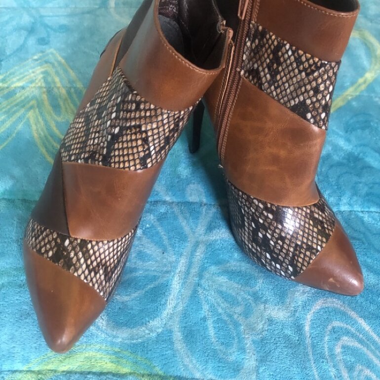 Botines café Andrea de segunda mano - GoTrendier