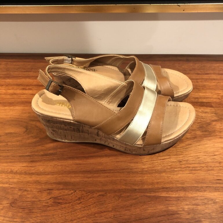 Sandalias plataforma Andrea de segunda mano - GoTrendier