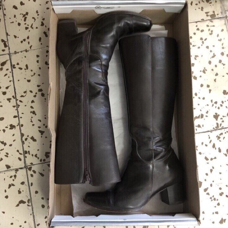 Bota LARGA marrón GILLIO de segunda mano - GoTrendier