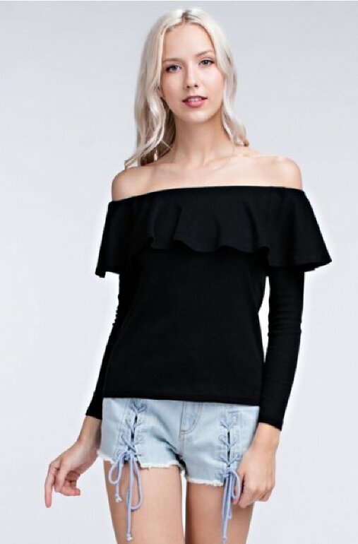 BLUSA TIPO CAMPESINA NEGRA de Otras marcas de segunda mano