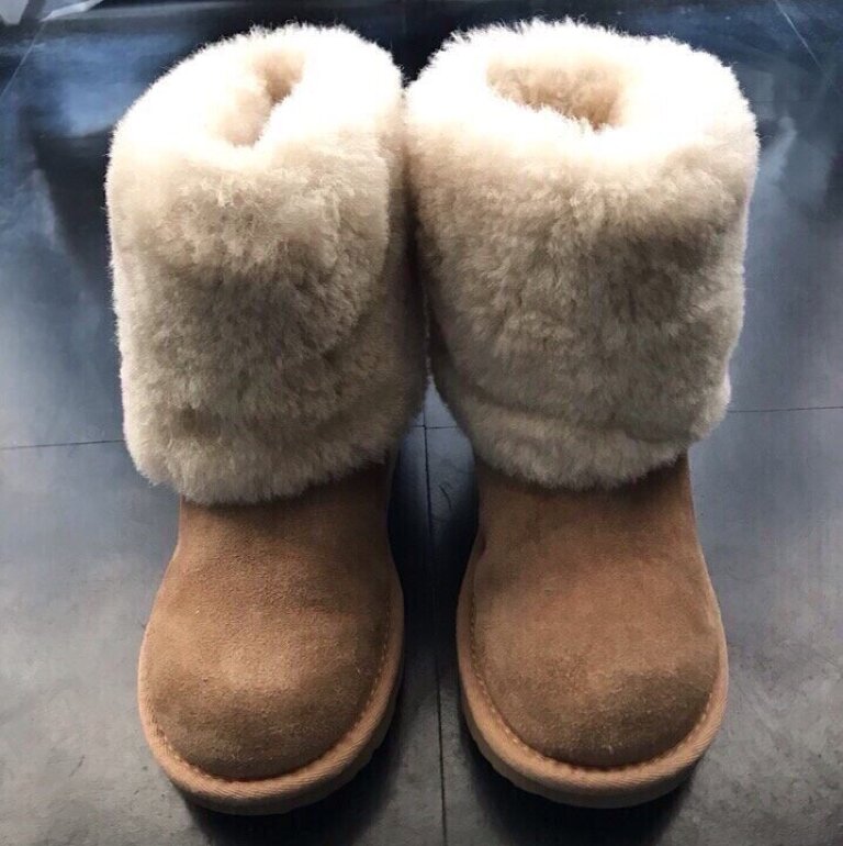 Botas cortas UGG color miel como nuevas! de UGG Australia de segunda mano -  GoTrendier