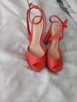 Zapatillas Andrea color naranja de segunda mano - GoTrendier