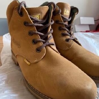 Botas Jeep café de segunda mano - GoTrendier