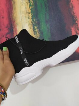Comprar Tenis de bota GUESS de segunda mano - GoTrendier