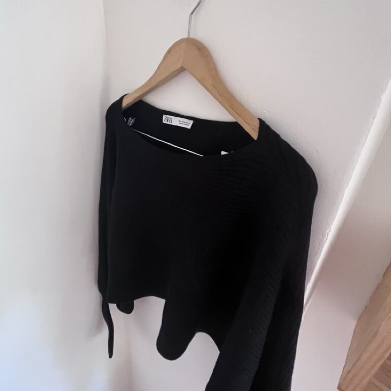 Suéter negro zara de segunda mano - GoTrendier