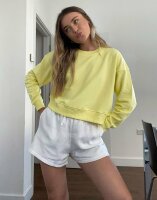 SUDADERA CORTA PULL AND BEAR💛 de Pull \u0026amp; Bear de segunda mano -  GoTrendier