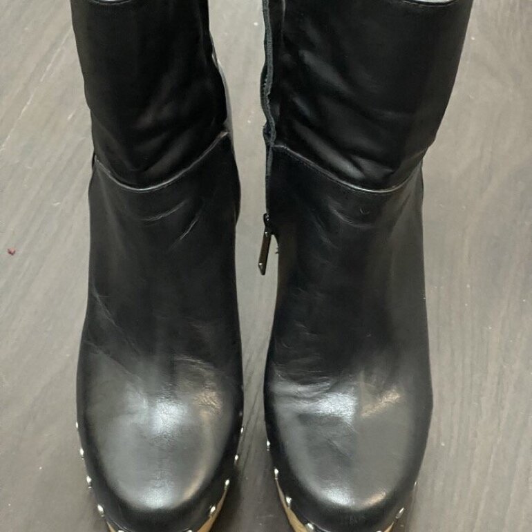 Botas plataforma madera de Zara de segunda mano - GoTrendier