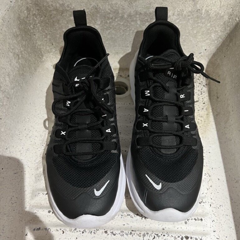 Nike Axis negros de segunda mano - GoTrendier