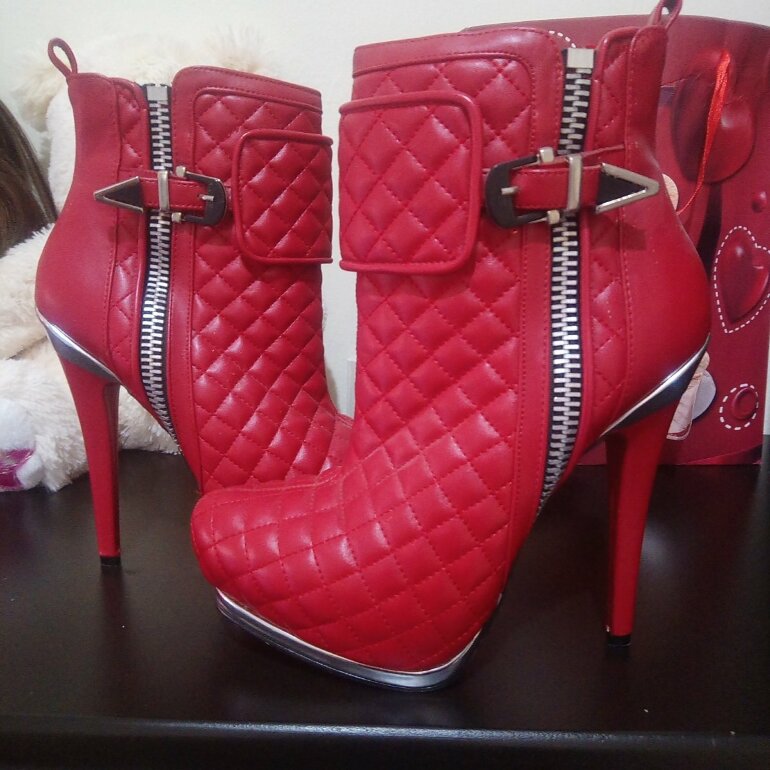 Botines Rojos Andrea de segunda mano - GoTrendier