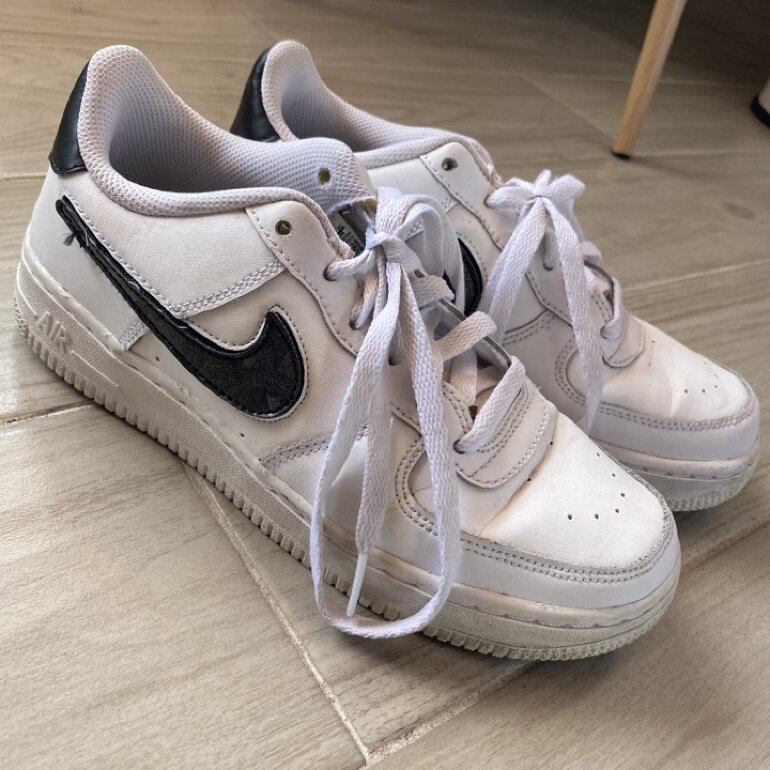 Tenis Nike blancos de segunda mano - GoTrendier