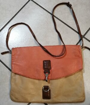 Bolsas clutch Uterqüe - GoTrendier