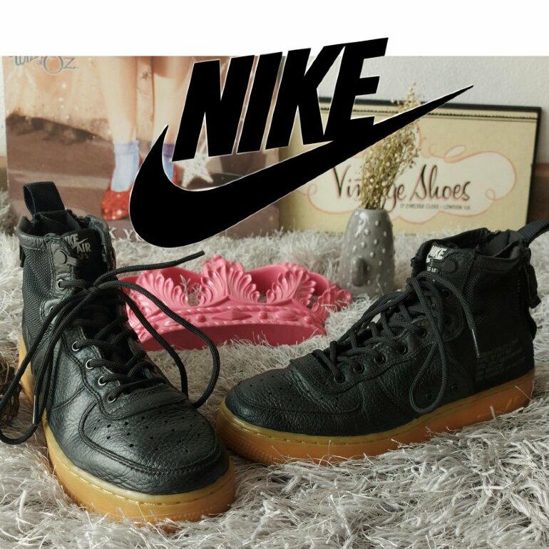 TENIS NIKE AIR FORCE 1 MID de segunda mano - GoTrendier