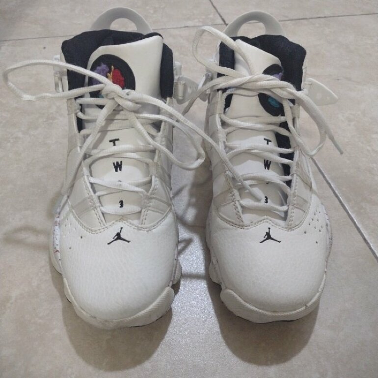 Jordan two 3 blancos \u0026quot;clon\u0026quot; de segunda mano - GoTrendier