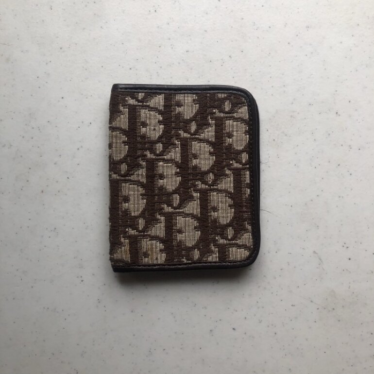 Tarjetero súper vintage dior de Christian Dior de segunda mano - GoTrendier