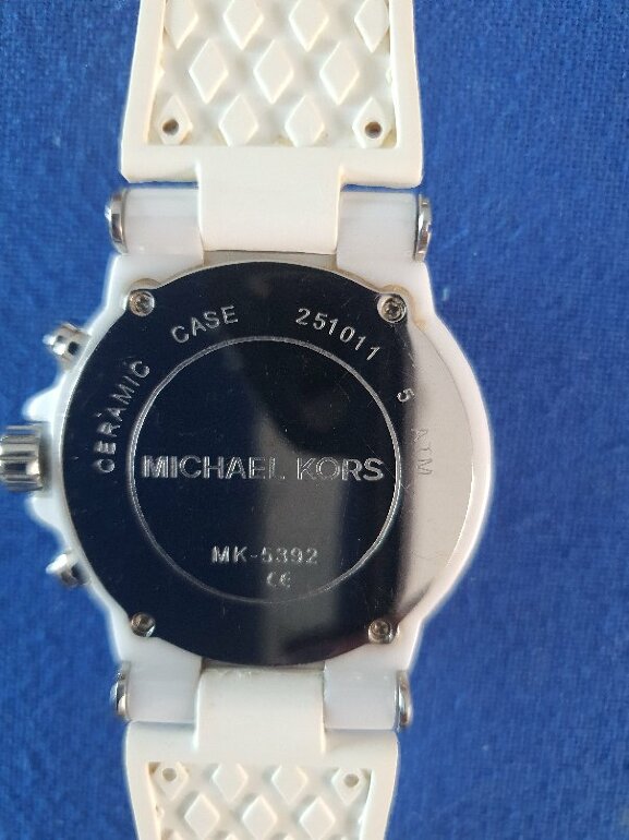 Reloj Michael kors blanco de segunda mano - GoTrendier display picture 3