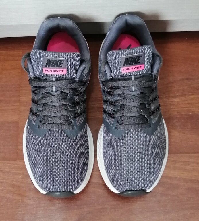 Tenis Nike Run Swift de segunda mano - GoTrendier
