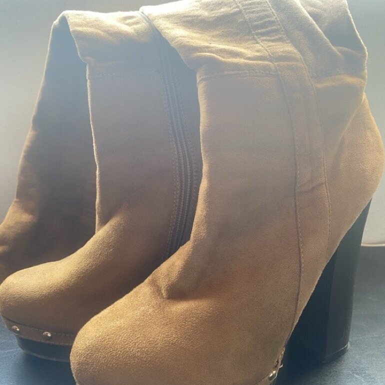 Botas largas LOB camel de segunda mano - GoTrendier