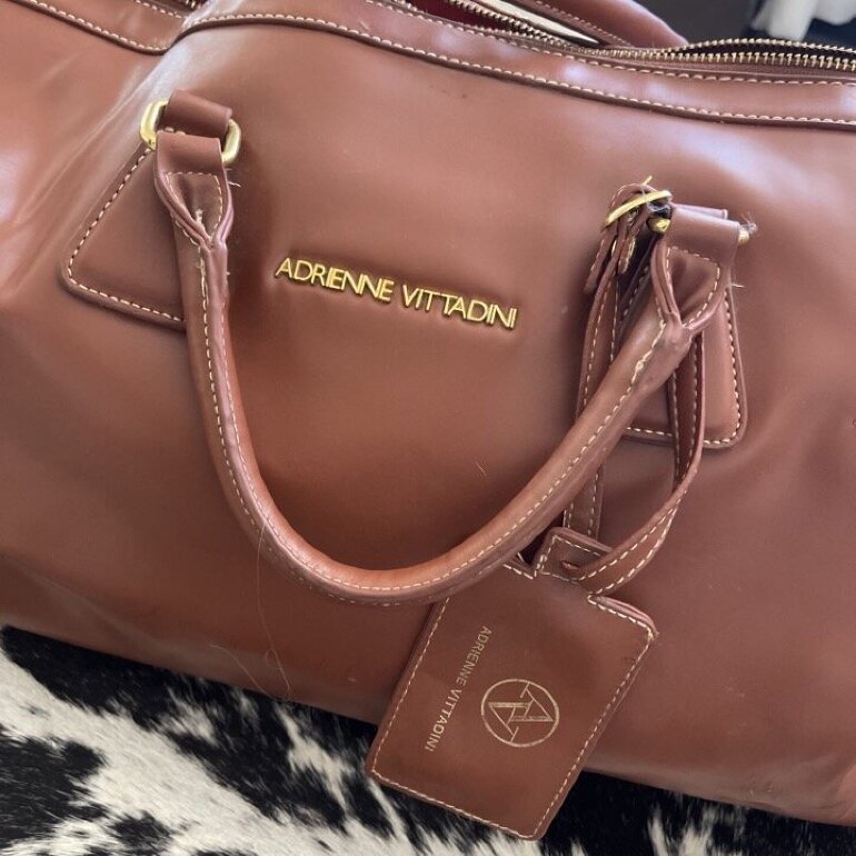 Maleta Adrianne Vittadini de Adrienne Vittadini de segunda mano