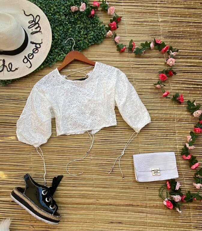 Blusa tira bordada de Otras marcas de segunda mano GoTrendier