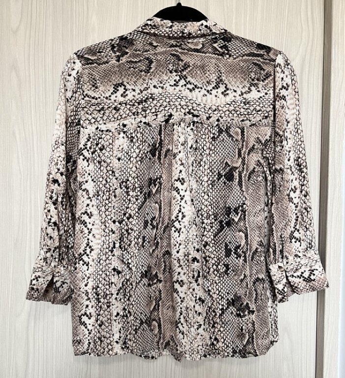 leopard print camiseta print stradivarius