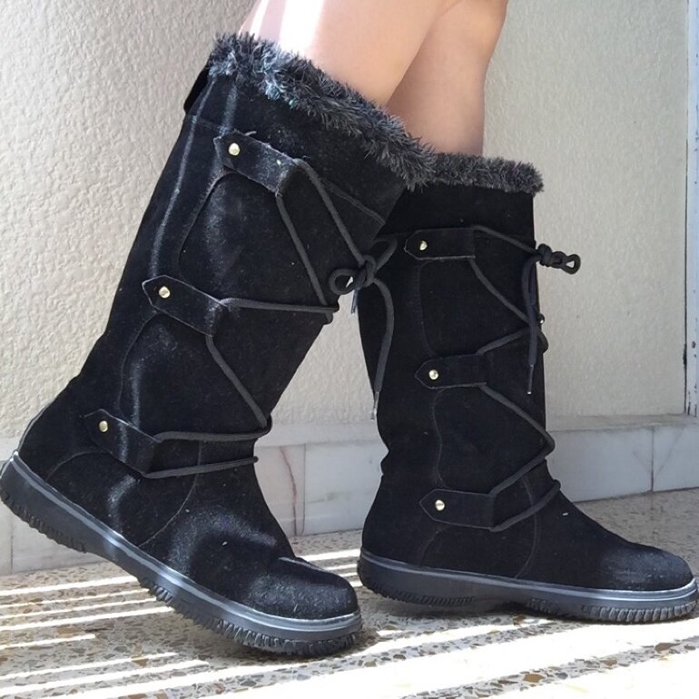 Botas para frío de Capa de Ozono de segunda mano - GoTrendier