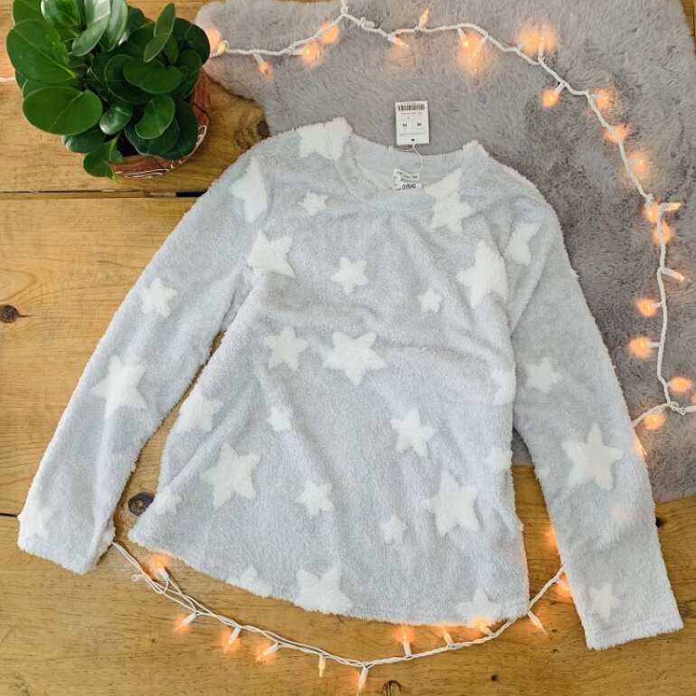 Suéter pijama estrellas 🌟 Oysho de segunda mano - GoTrendier