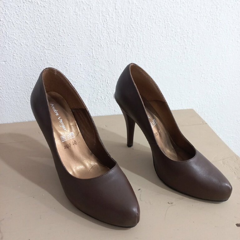 Zapatillas Andre Verger de André Verger de segunda mano - GoTrendier