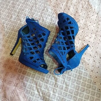 Hermosas sandalias azul rey 💙 de Cklass de segunda mano - GoTrendier