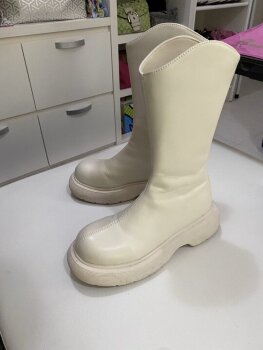 Botas altas beige de Shein de segunda mano - GoTrendier