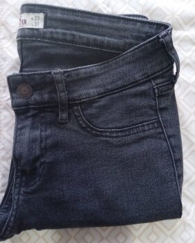 Jeans entubados Hollister grises de mujer - GoTrendier