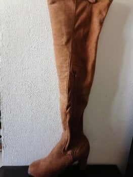 Botas largas C\u0026A café de segunda mano - GoTrendier