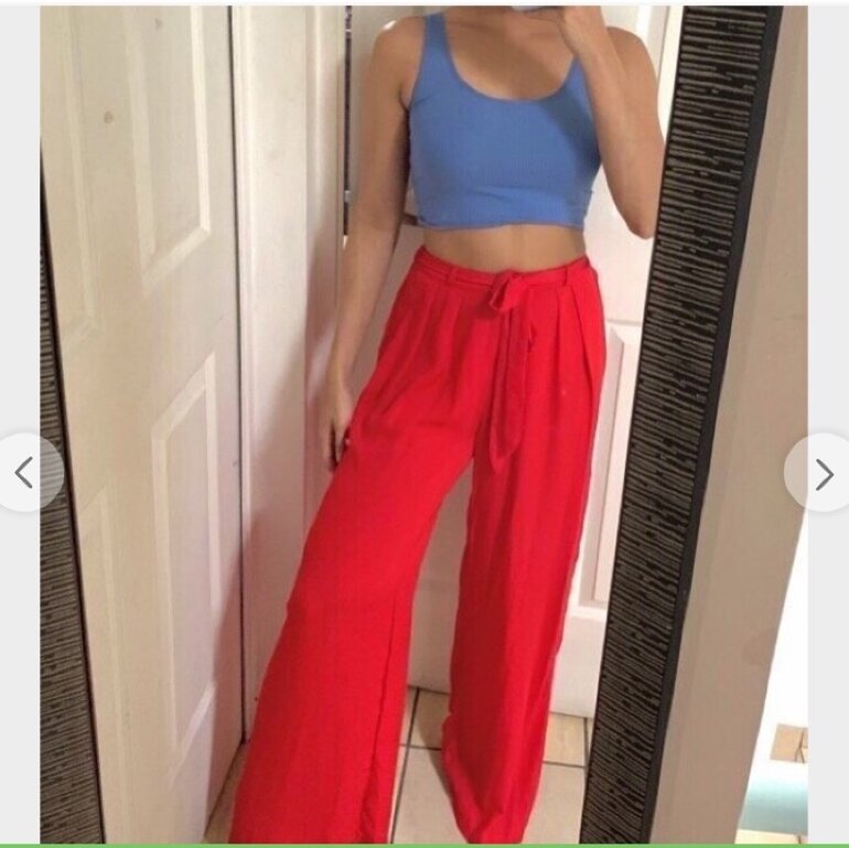 Pantalón rojo tipo palazzo de Otras marcas de segunda mano - GoTrendier