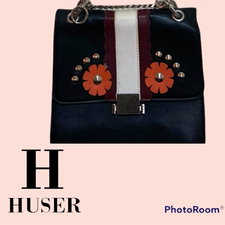 Crossbody marca HUSER de segunda mano - GoTrendier