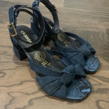 Zapatos Cklass azules de segunda mano - GoTrendier