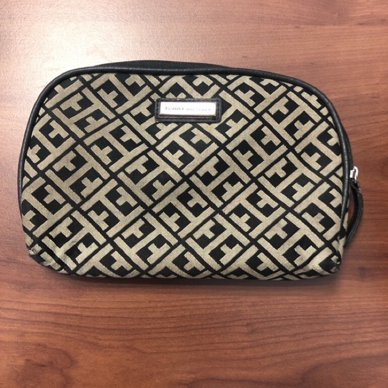 ✨bolsa chica tommy✨ de Tommy Hilfiger de segunda mano - GoTrendier