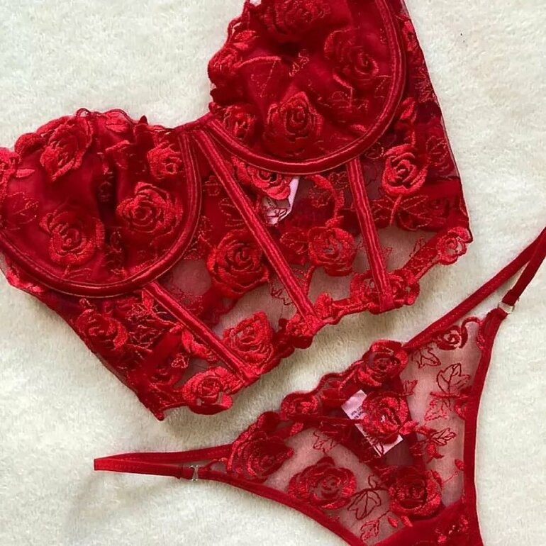 Lencería roja 💘 de Shein de segunda mano - GoTrendier