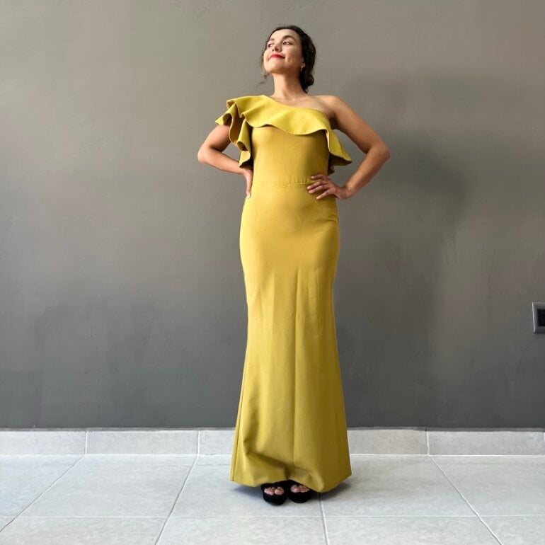 Hermoso vestido de fiesta de LOB de segunda mano - GoTrendier