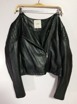 Chamarras de piel Pull \u0026 Bear de segunda mano - GoTrendier