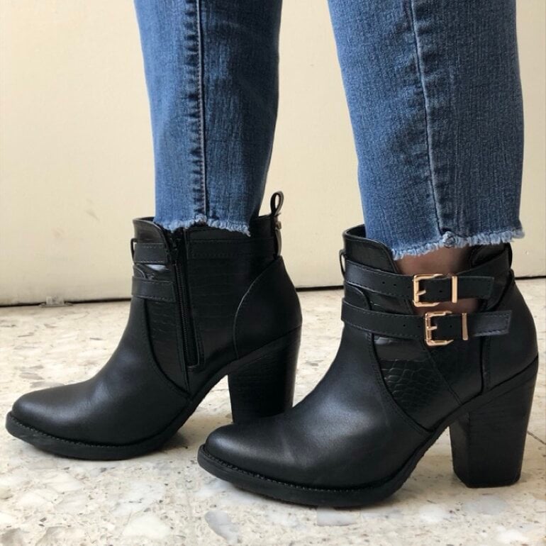 Botines vaqueros negros JLO #6 de segunda mano - GoTrendier