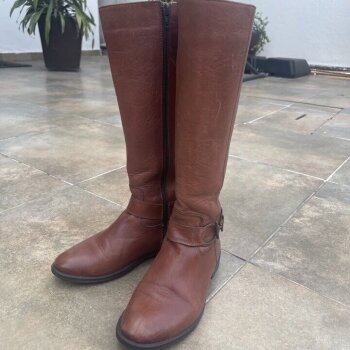 Botas de piel cafés de Efe de segunda mano - GoTrendier