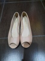 ZAPATILLAS BEIGE PUNTA ABIERTA de VICTORIA MARINO de segunda mano -  GoTrendier