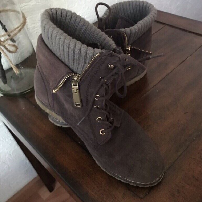 Botas cafe chocolate Tommy de Tommy Hilfiger de segunda mano - GoTrendier