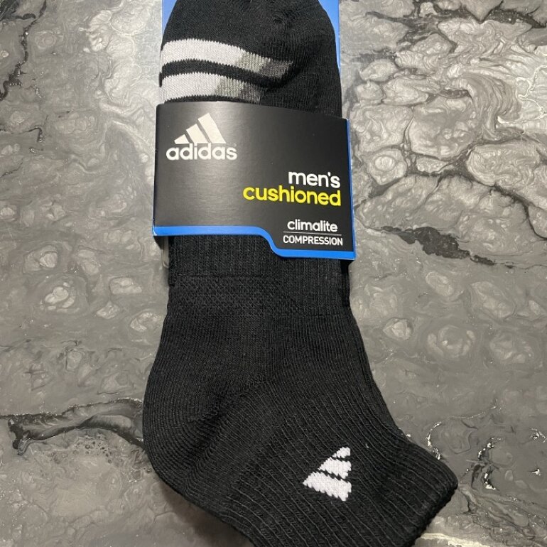 ADIDAS Calcetas negras Talla L/G de segunda mano - GoTrendier