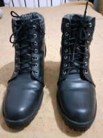Botines negros con agujeta. de Tropicana de segunda mano - GoTrendier