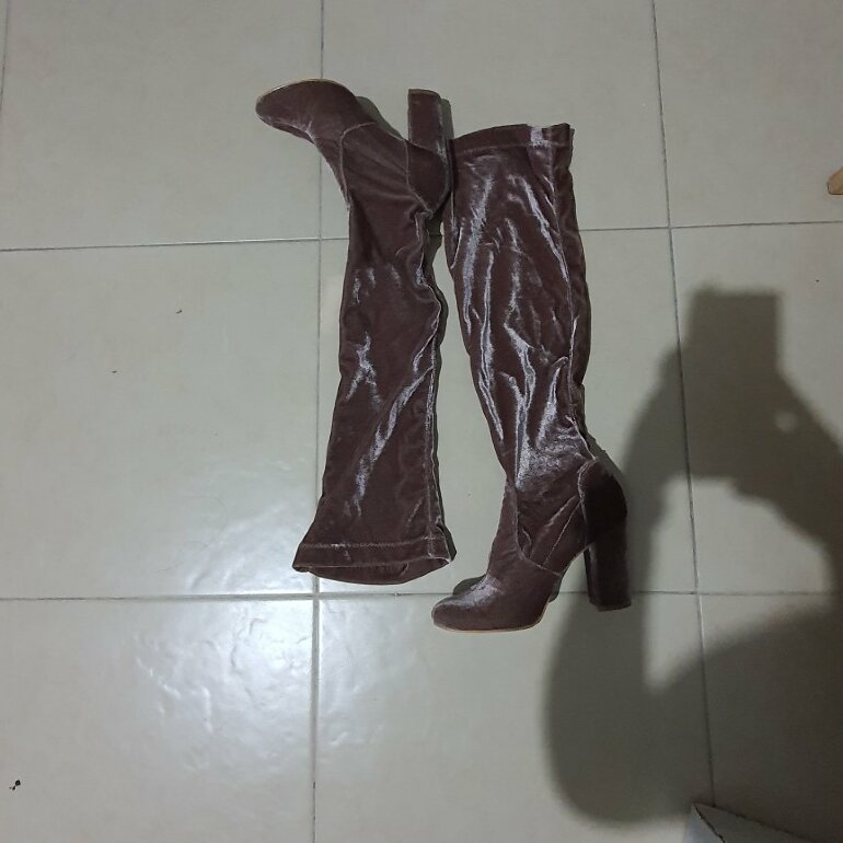 Botas largas terciopelo rosa 26mx de LOB de segunda mano - GoTrendier