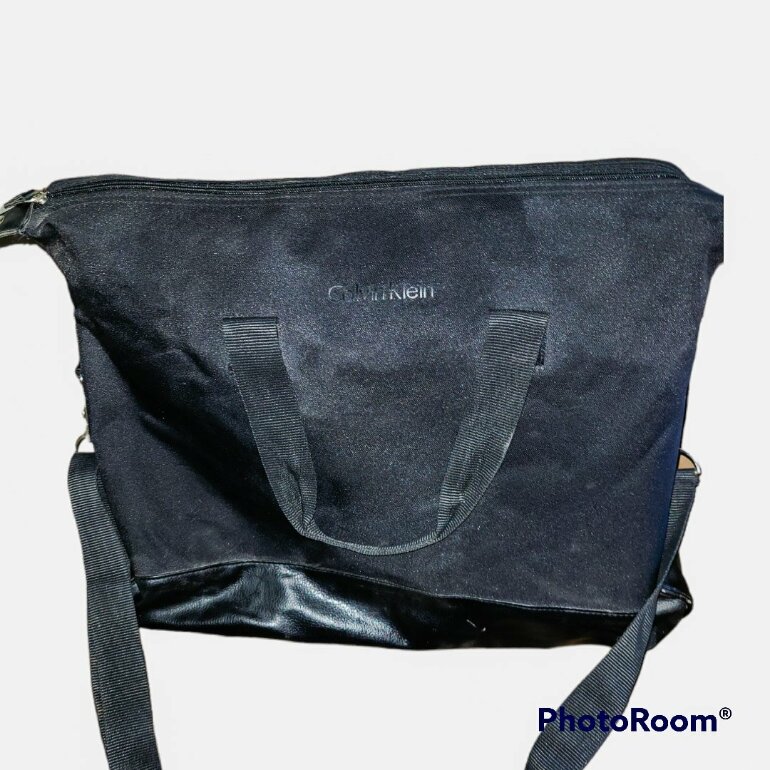 Calvin Klein maleta de mano de segunda mano - GoTrendier
