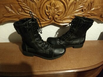 Comprar Botas GUESS de segunda mano - GoTrendier