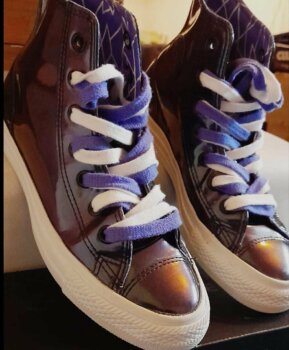 Tenis de bota Converse morados de segunda mano - GoTrendier
